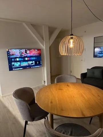 11f 1 Th * 瓦埃勒